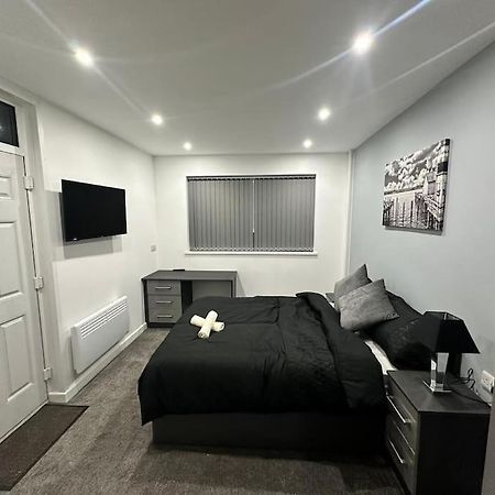 Luxurious 2 Bedroom Flat Beeston Hill 외부 사진